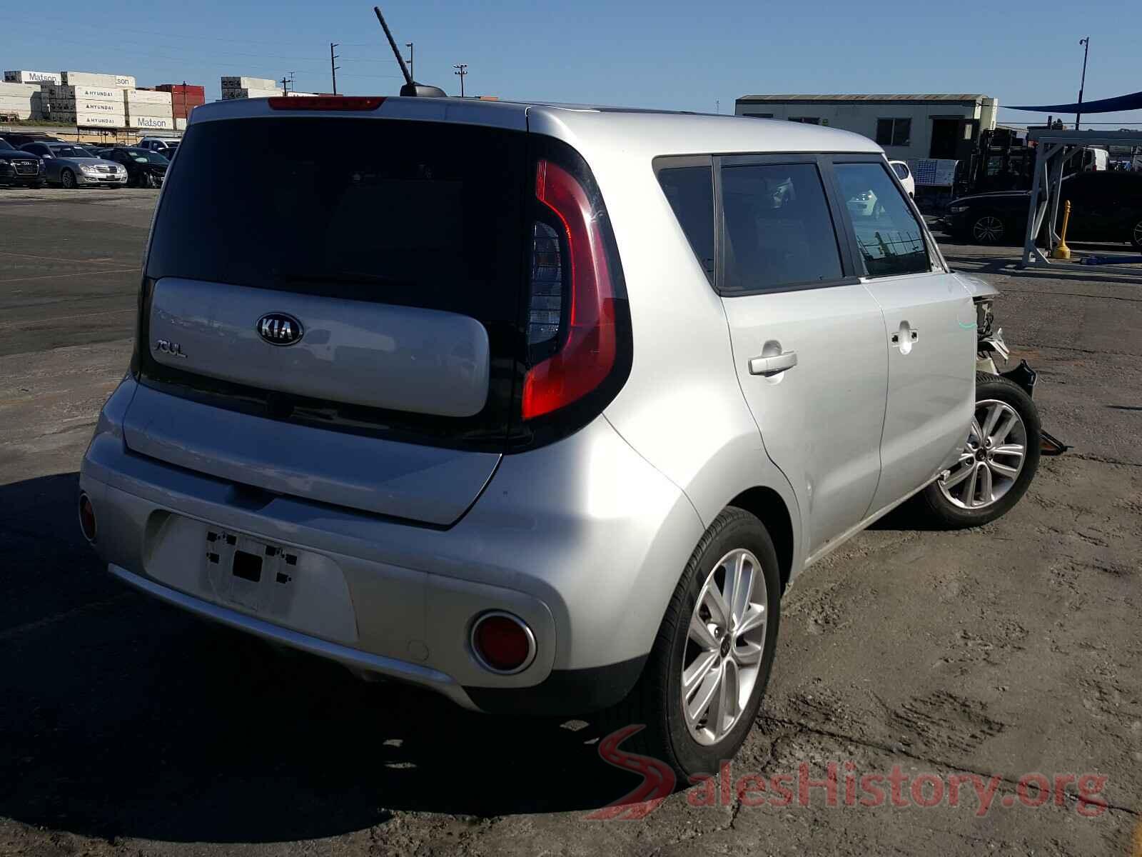 KNDJP3A51J7530594 2018 KIA SOUL