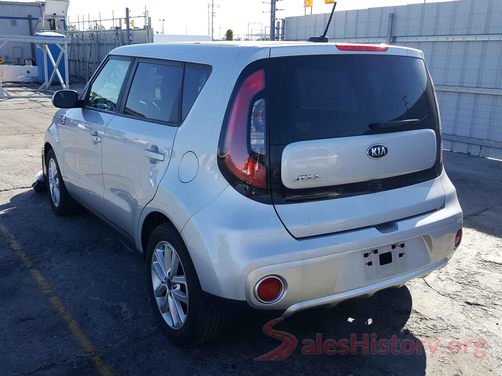 KNDJP3A51J7530594 2018 KIA SOUL