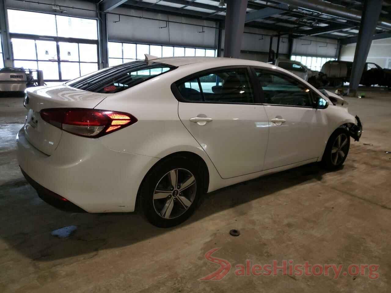 3KPFL4A78JE170782 2018 KIA FORTE