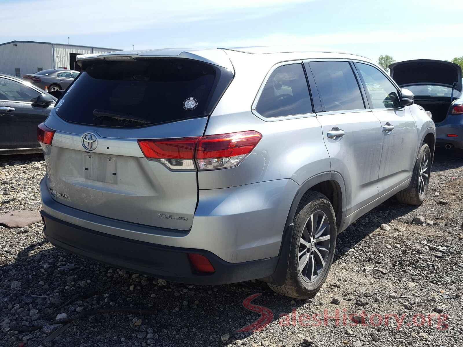 5TDJZRFH9HS403009 2017 TOYOTA HIGHLANDER