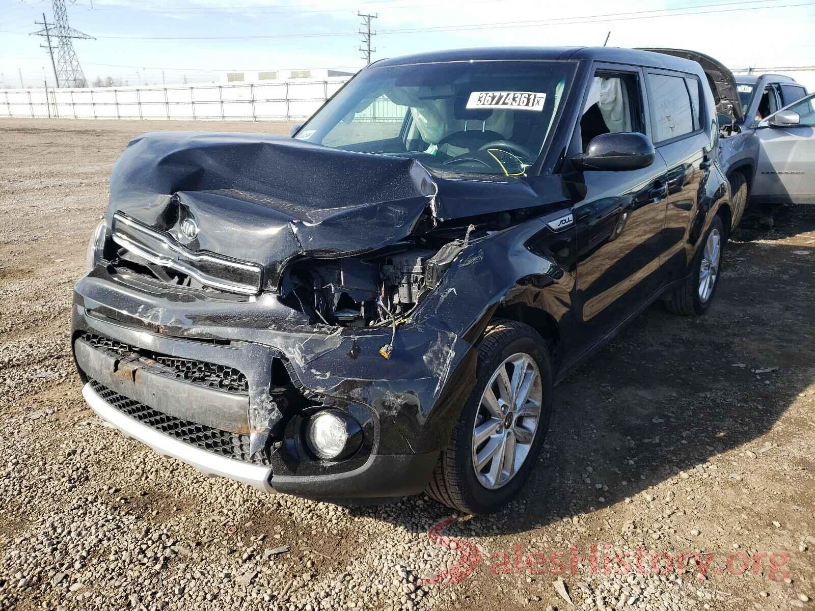 KNDJP3A55J7598140 2018 KIA SOUL