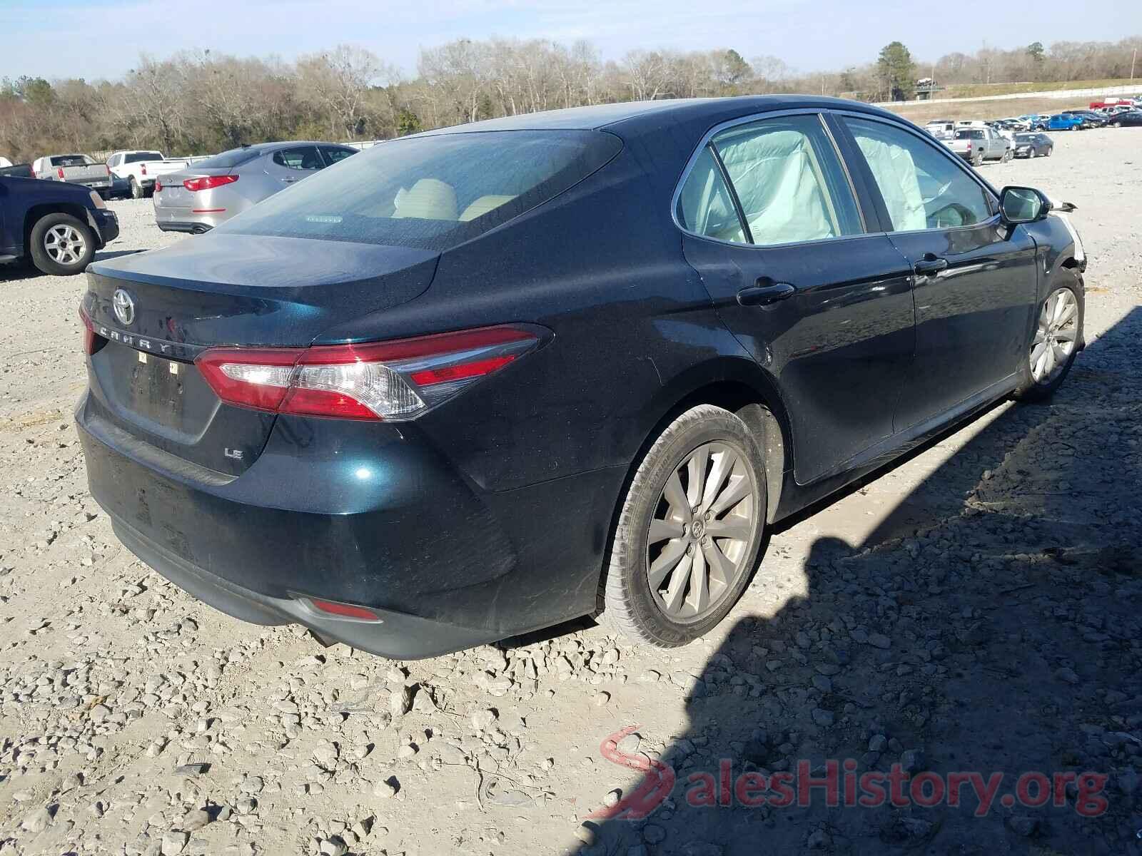 4T1B11HK4JU590548 2018 TOYOTA CAMRY