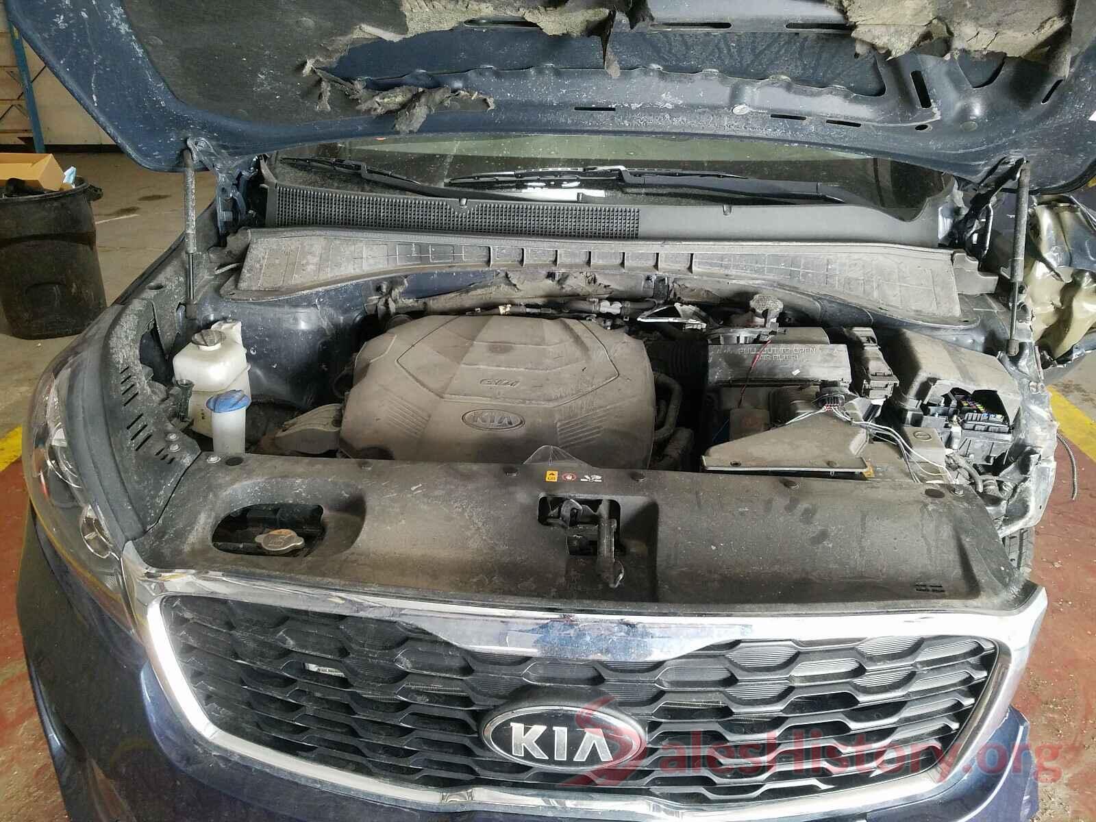 5XYPG4A50KG518893 2019 KIA SORENTO