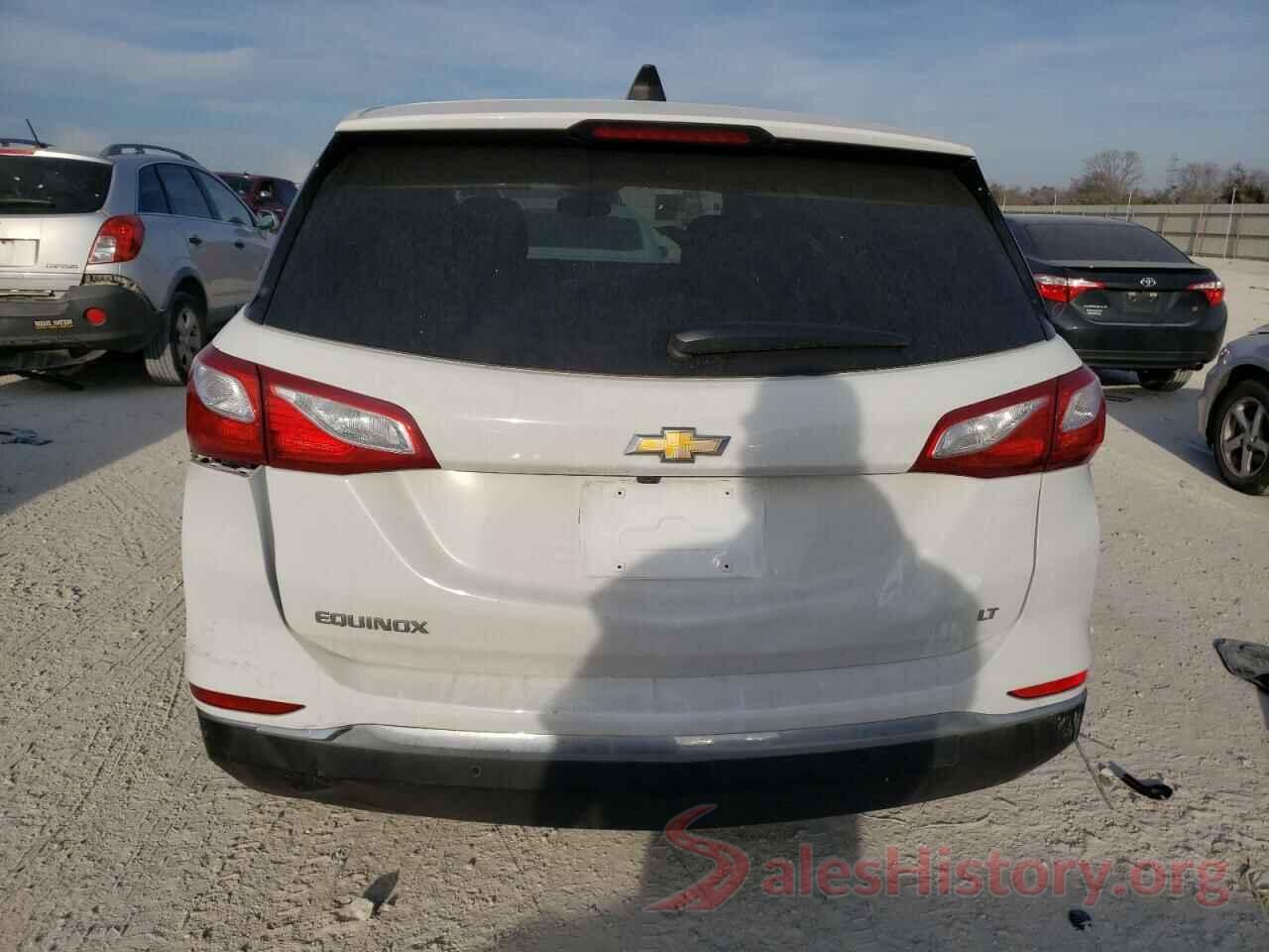 2GNAXJEV0J6318811 2018 CHEVROLET EQUINOX