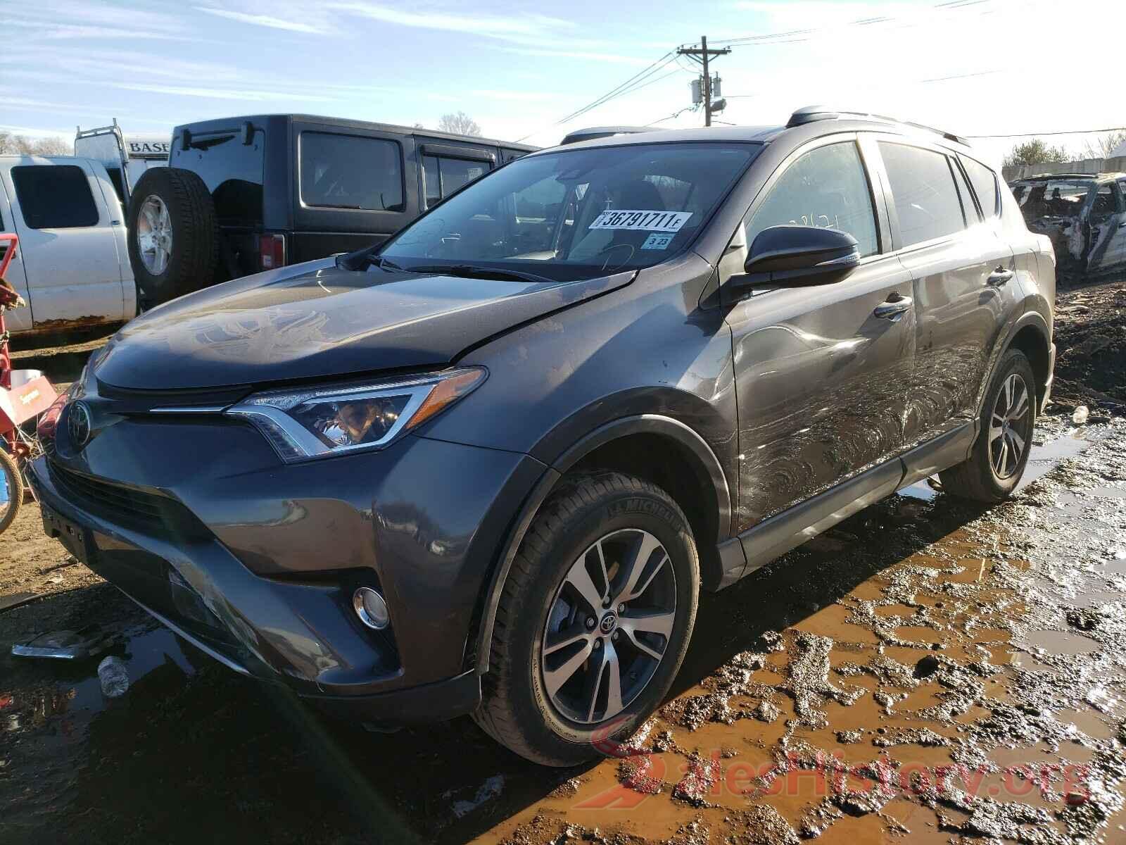 JTMRFREV8JJ202613 2018 TOYOTA RAV4