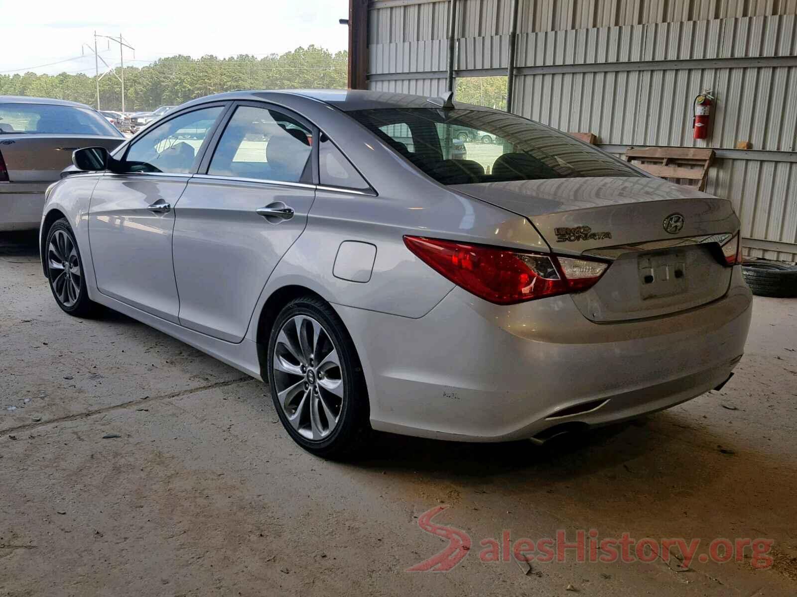 5NPEC4AC4BH250151 2011 HYUNDAI SONATA