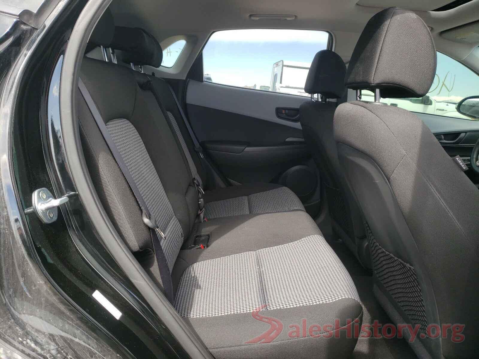 KM8K6CAA3JU079606 2018 HYUNDAI KONA