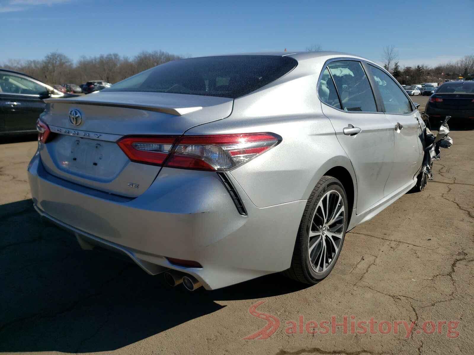 4T1B11HK9JU002093 2018 TOYOTA CAMRY