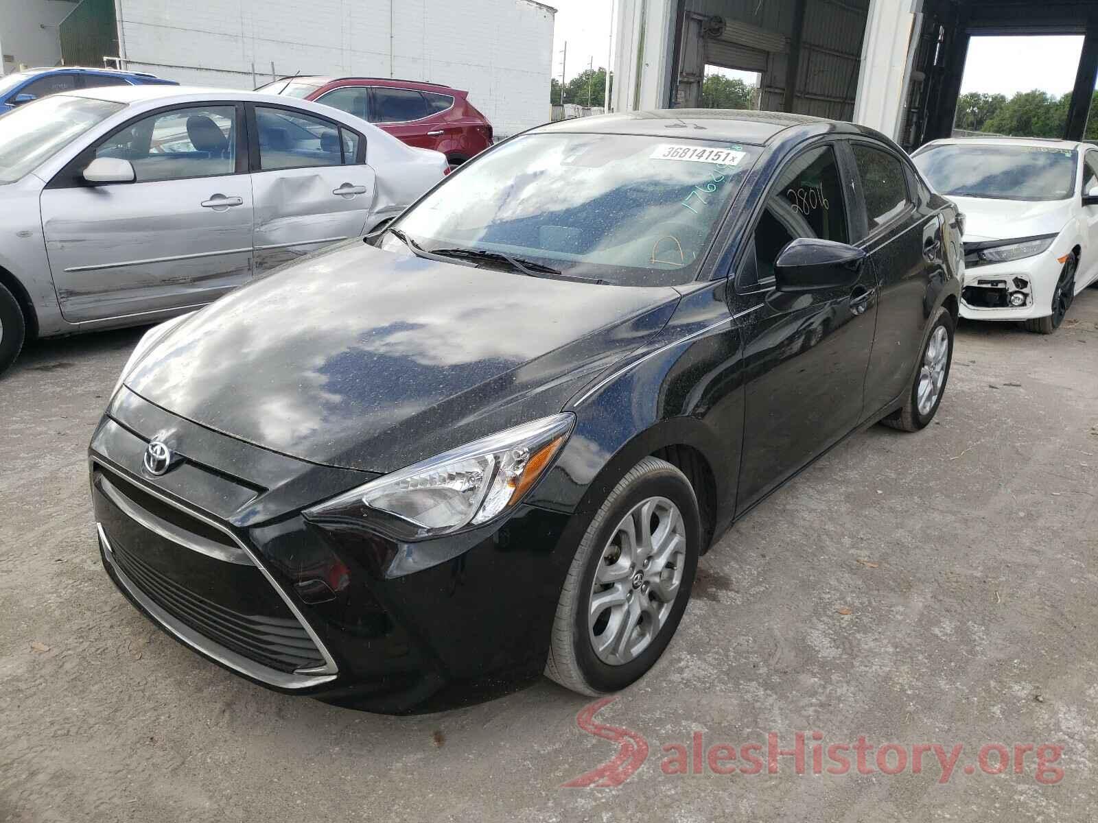 3MYDLBYV8HY176219 2017 TOYOTA YARIS