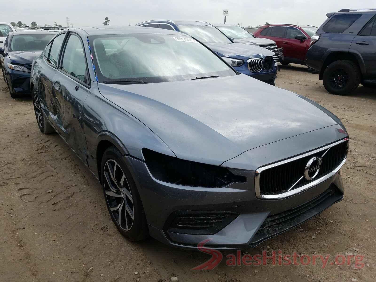 7JR102FKXKG011012 2019 VOLVO S60