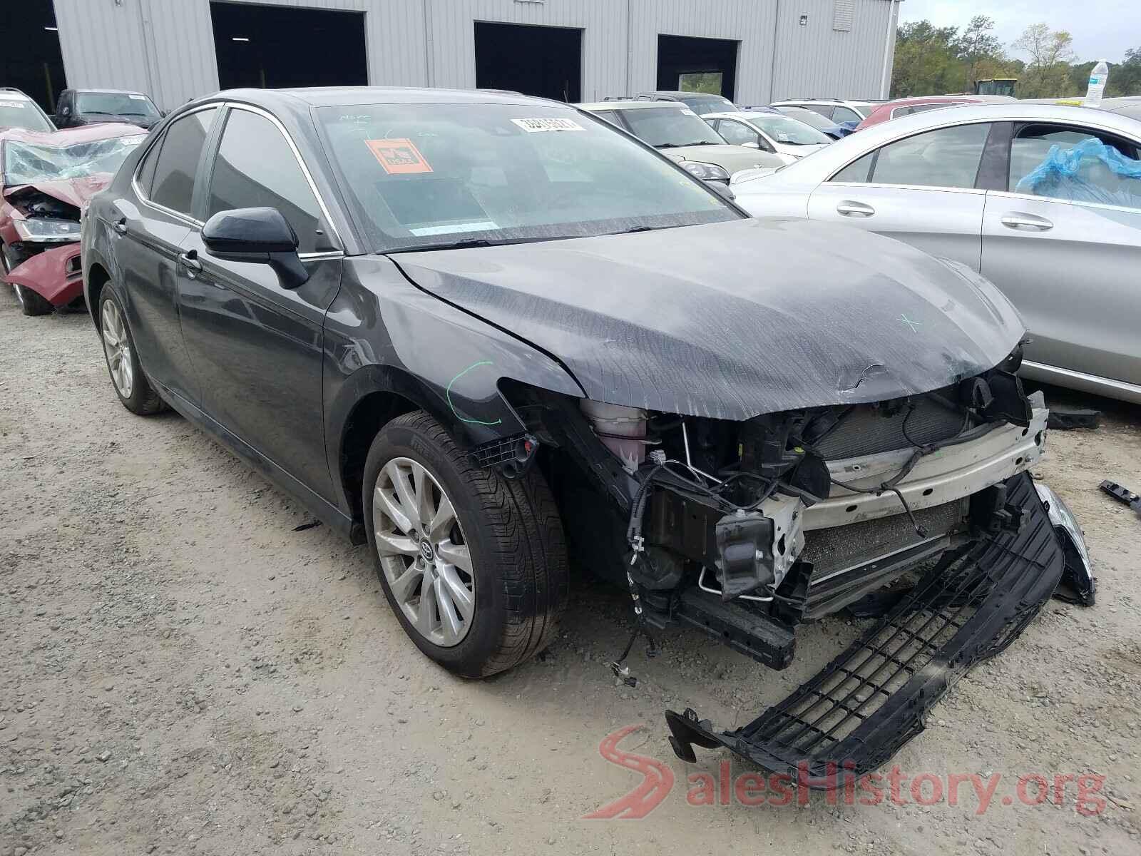 4T1B11HK9JU518499 2018 TOYOTA CAMRY