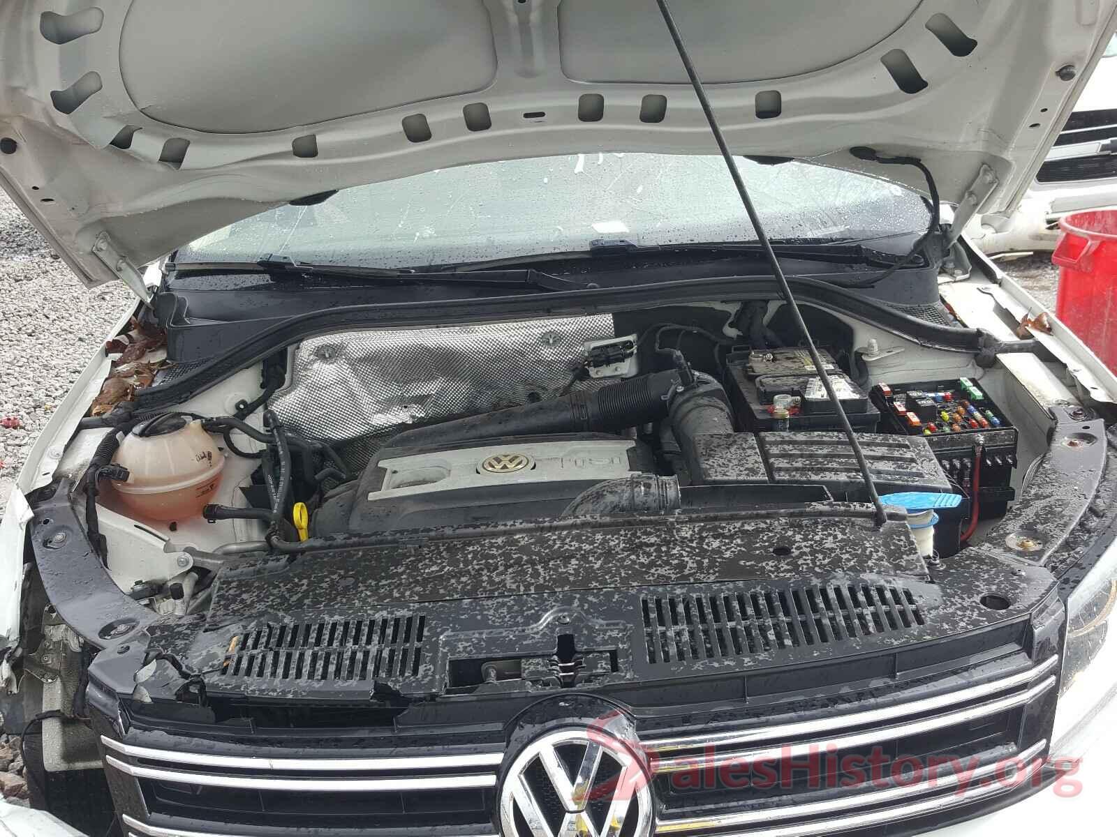 WVGAV7AX7HK012362 2017 VOLKSWAGEN TIGUAN