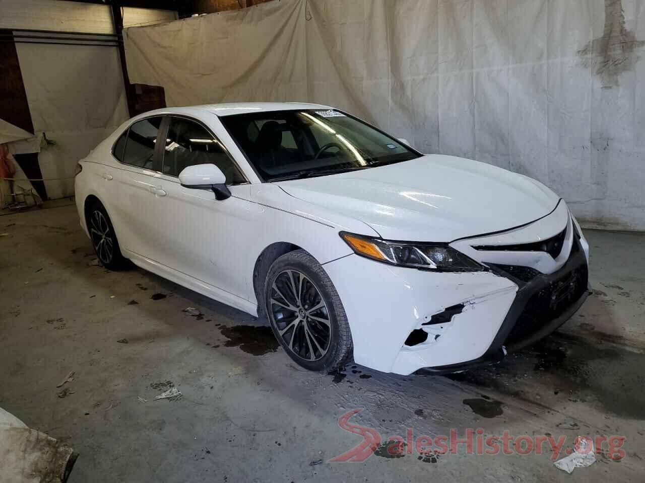 4T1B11HK1JU663309 2018 TOYOTA CAMRY