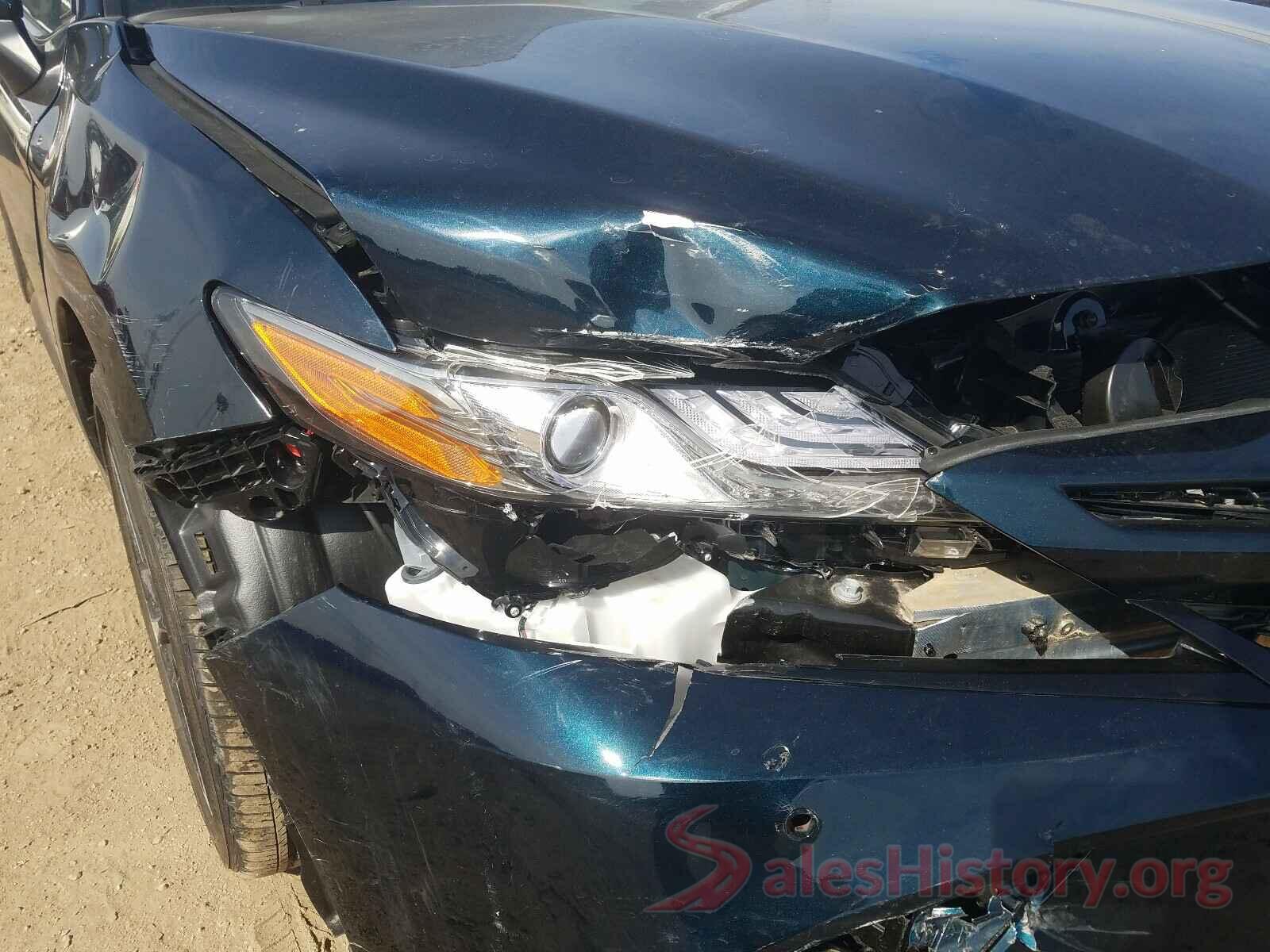 4T1B61HK3JU654824 2018 TOYOTA CAMRY