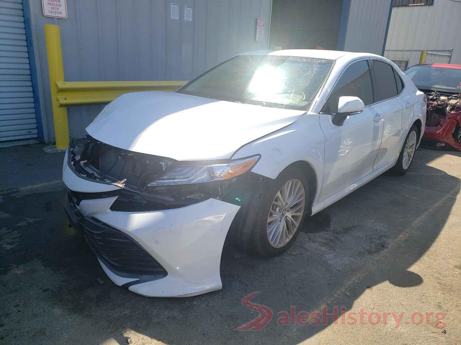 4T1B11HKXJU046765 2018 TOYOTA CAMRY