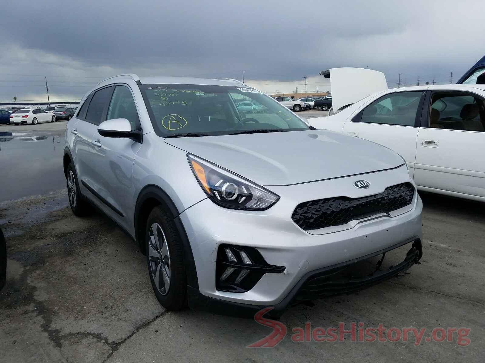 KNDCB3LC5L5395475 2020 KIA NIRO