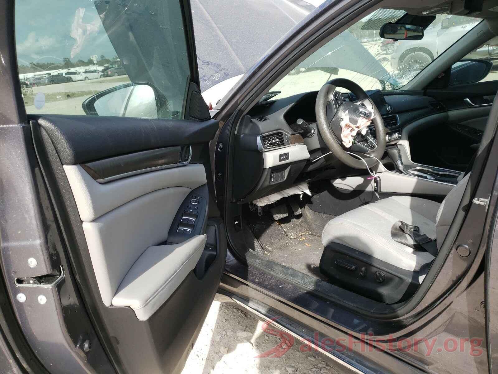 1HGCV1F43JA011117 2018 HONDA ACCORD