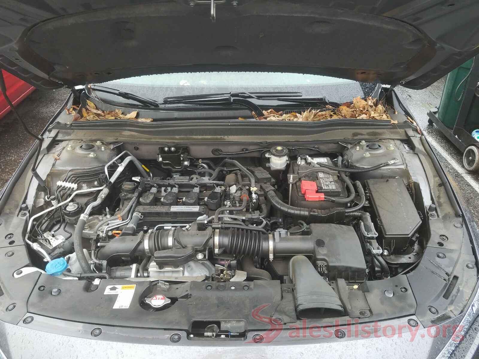 1HGCV1F19KA135237 2019 HONDA ACCORD