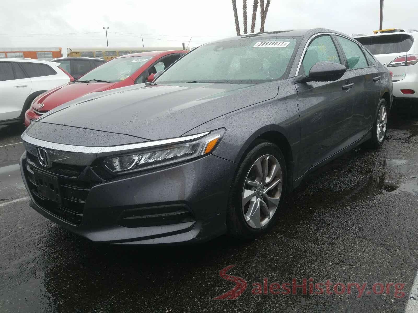 1HGCV1F19KA135237 2019 HONDA ACCORD