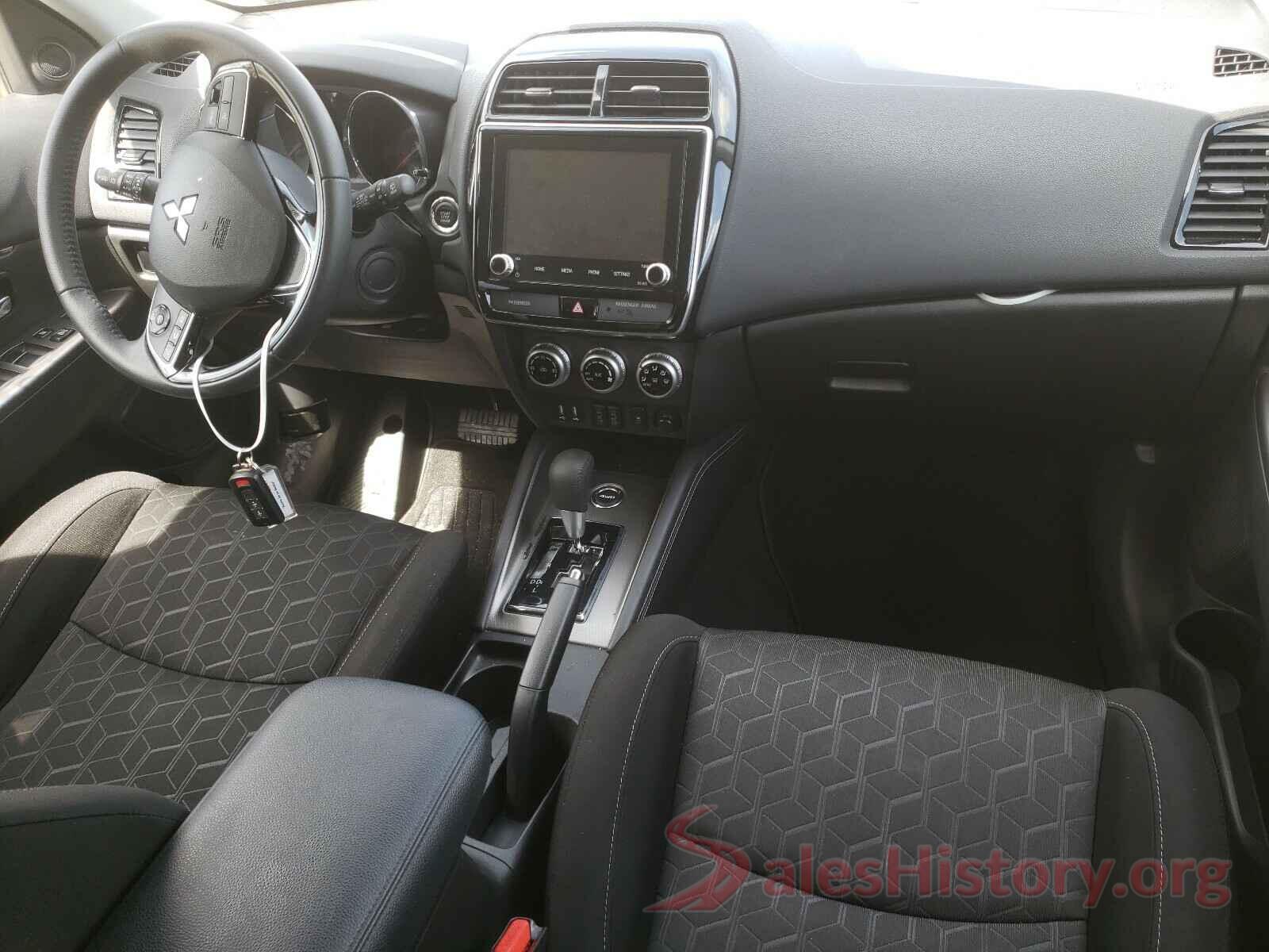 JA4AR3AU3LU020327 2020 MITSUBISHI OUTLANDER