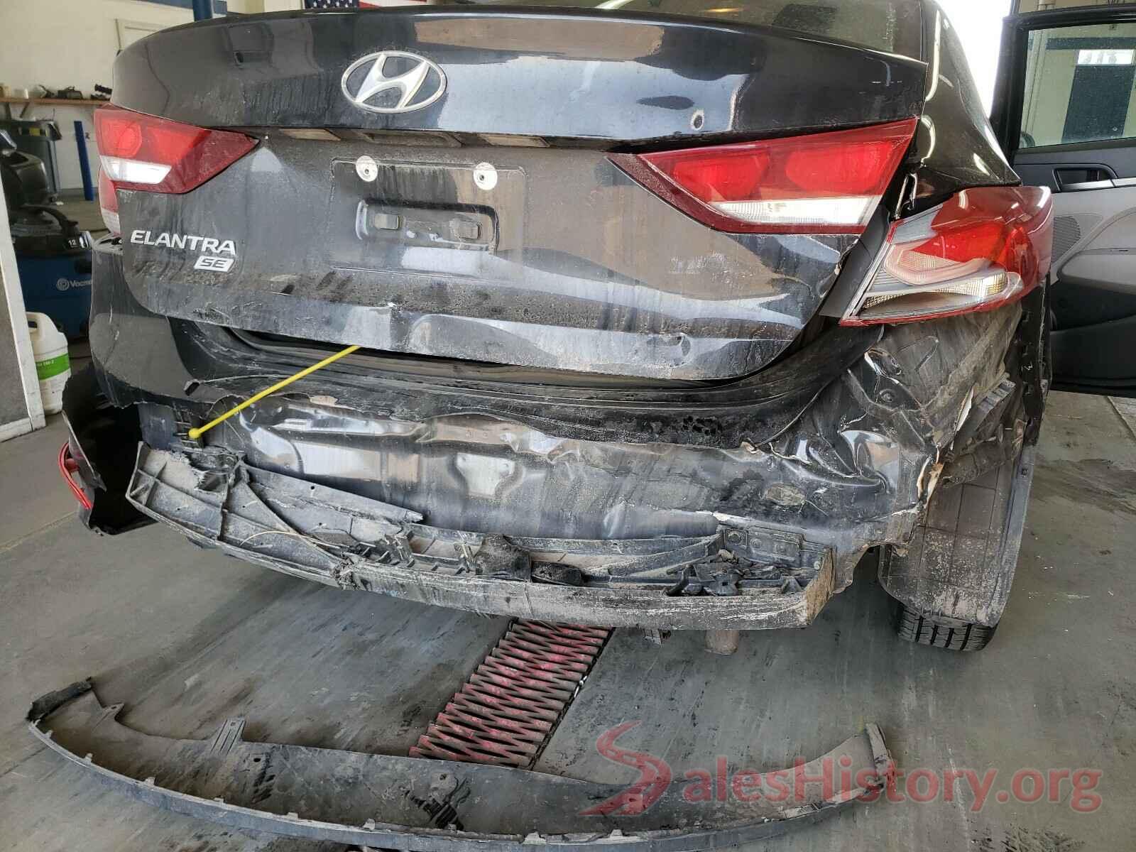 5NPD74LF6HH092704 2017 HYUNDAI ELANTRA