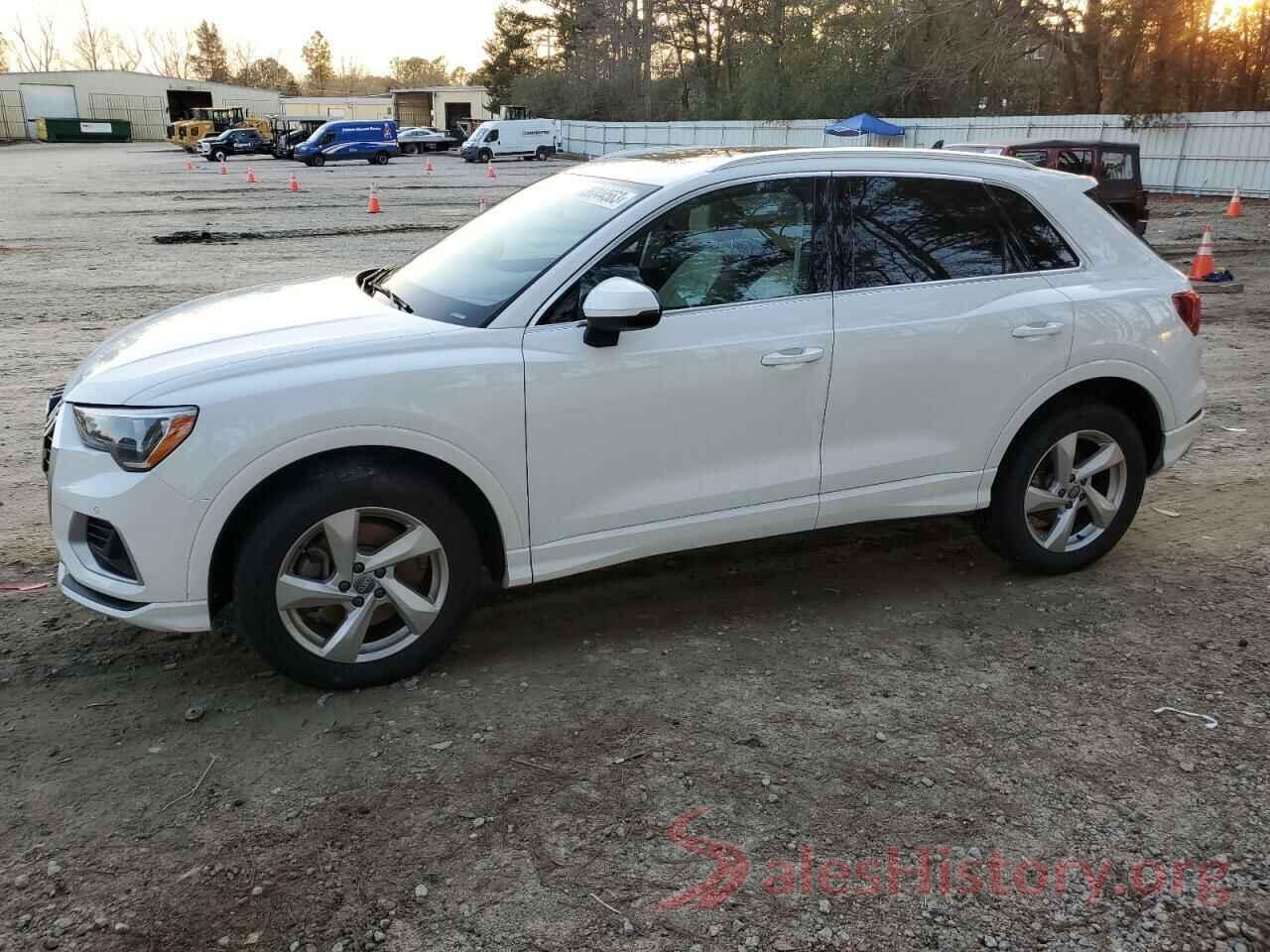 WA1AECF38L1011684 2020 AUDI Q3