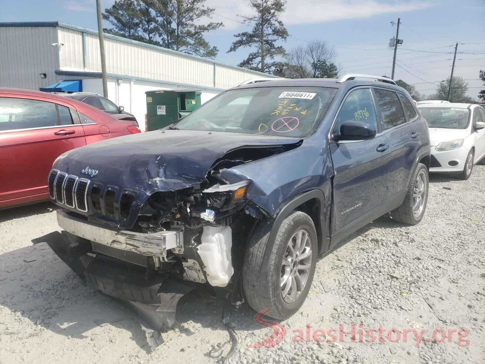 1C4PJLCB4KD469744 2019 JEEP CHEROKEE