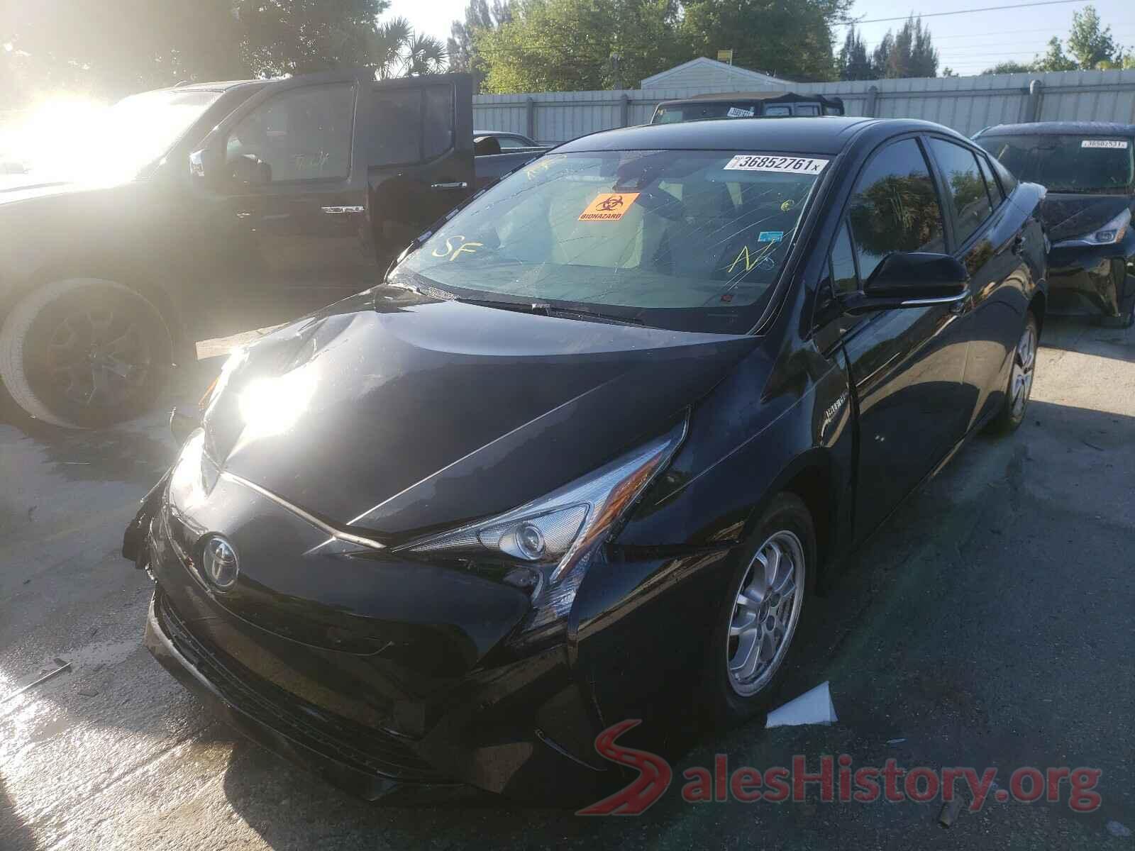 JTDKARFU7J3548002 2018 TOYOTA PRIUS