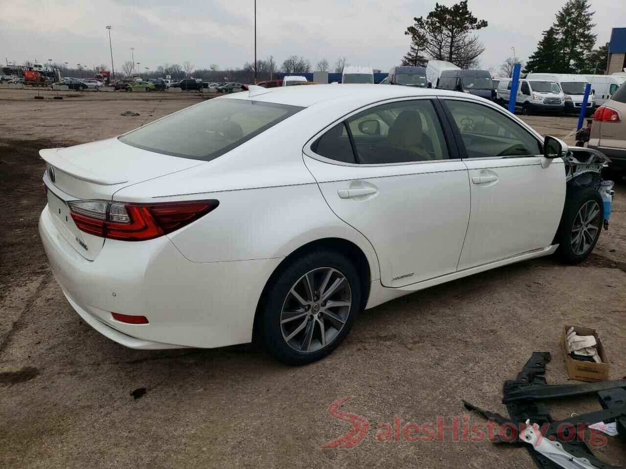 JTHBW1GGXH2153323 2017 LEXUS ES300