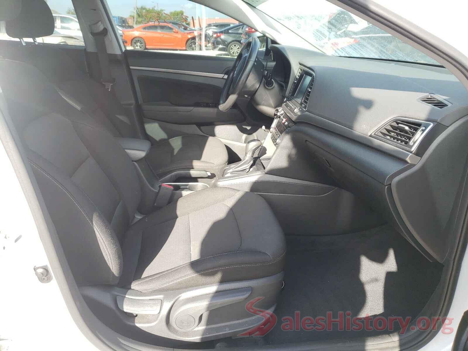 5NPD84LFXJH335806 2018 HYUNDAI ELANTRA