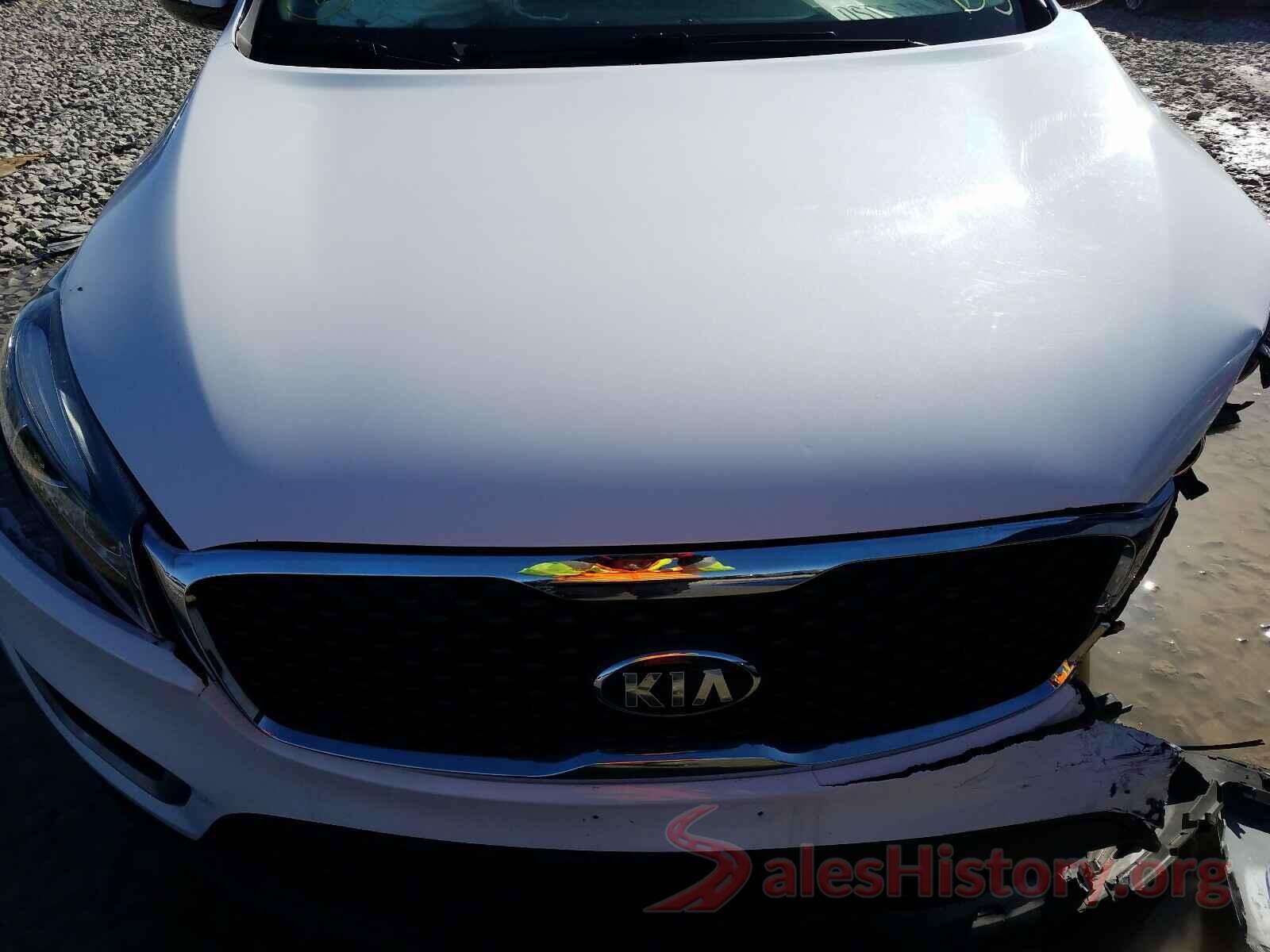 5XYPGDA51GG160324 2016 KIA SORENTO