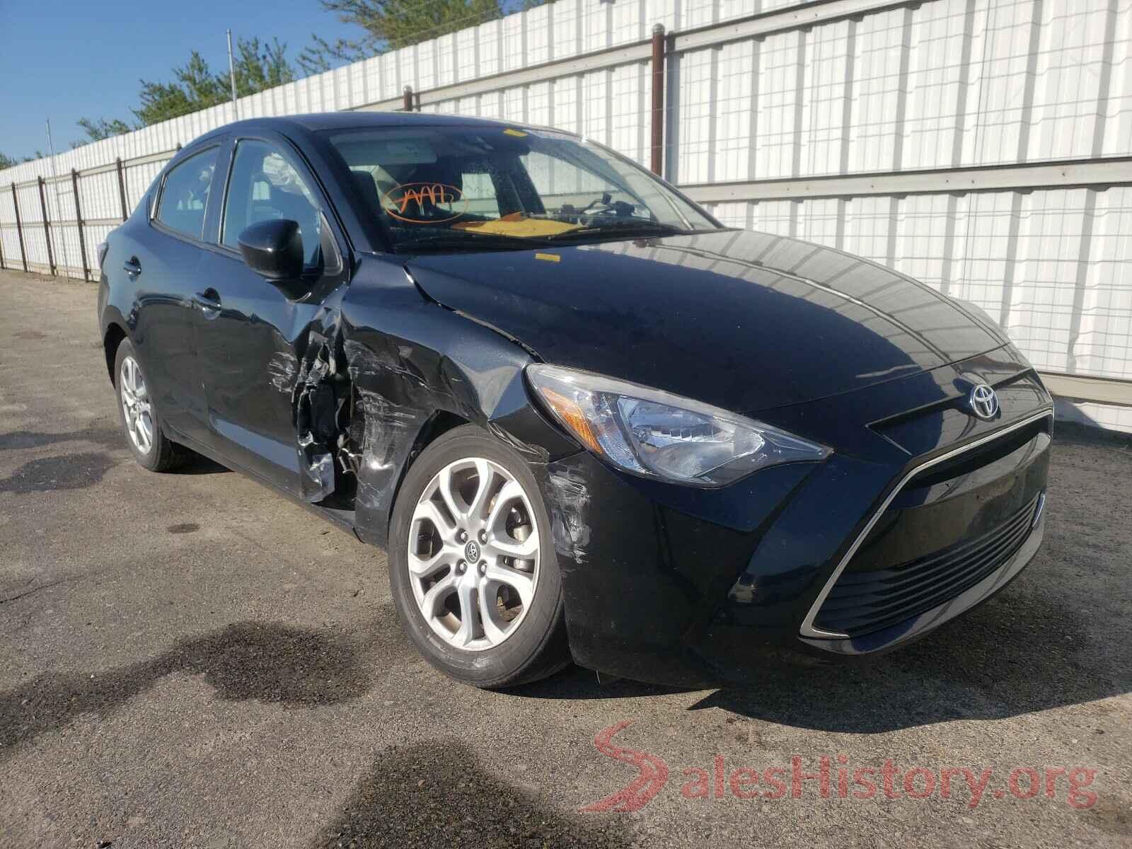 3MYDLBYV9JY311598 2018 TOYOTA YARIS