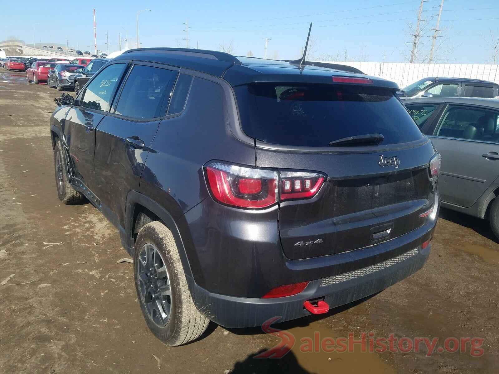 3C4NJDDB8KT722182 2019 JEEP COMPASS