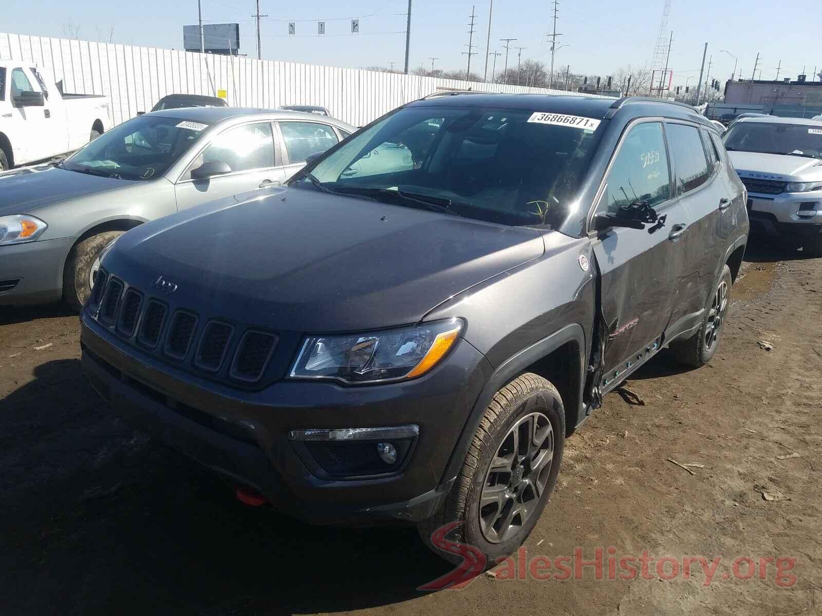 3C4NJDDB8KT722182 2019 JEEP COMPASS