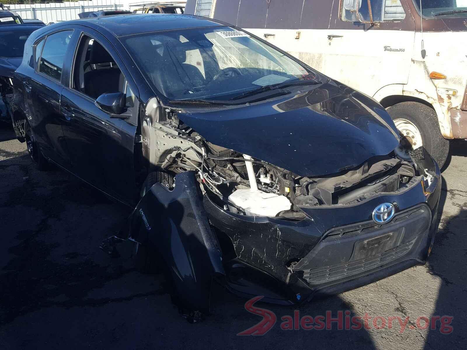 JTDKDTB37H1592637 2017 TOYOTA PRIUS