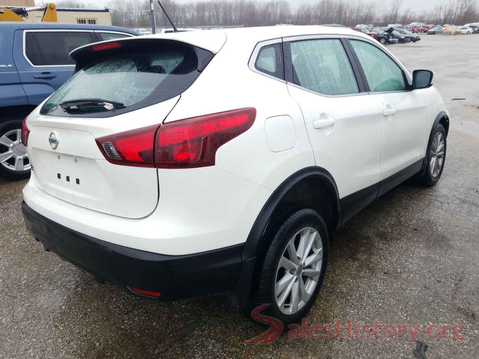 JN1BJ1CP3JW159780 2018 NISSAN ROGUE