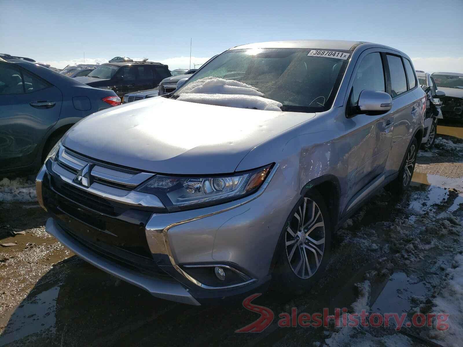 JA4AZ3A3XHZ033528 2017 MITSUBISHI OUTLANDER