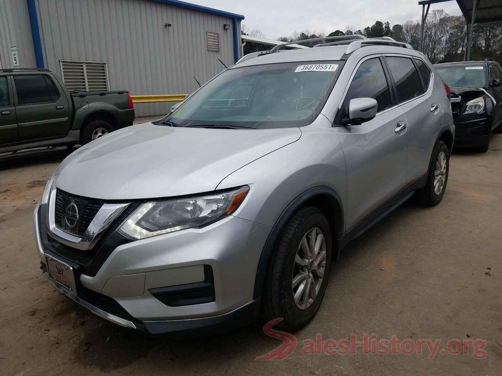 KNMAT2MT9HP618075 2017 NISSAN ROGUE