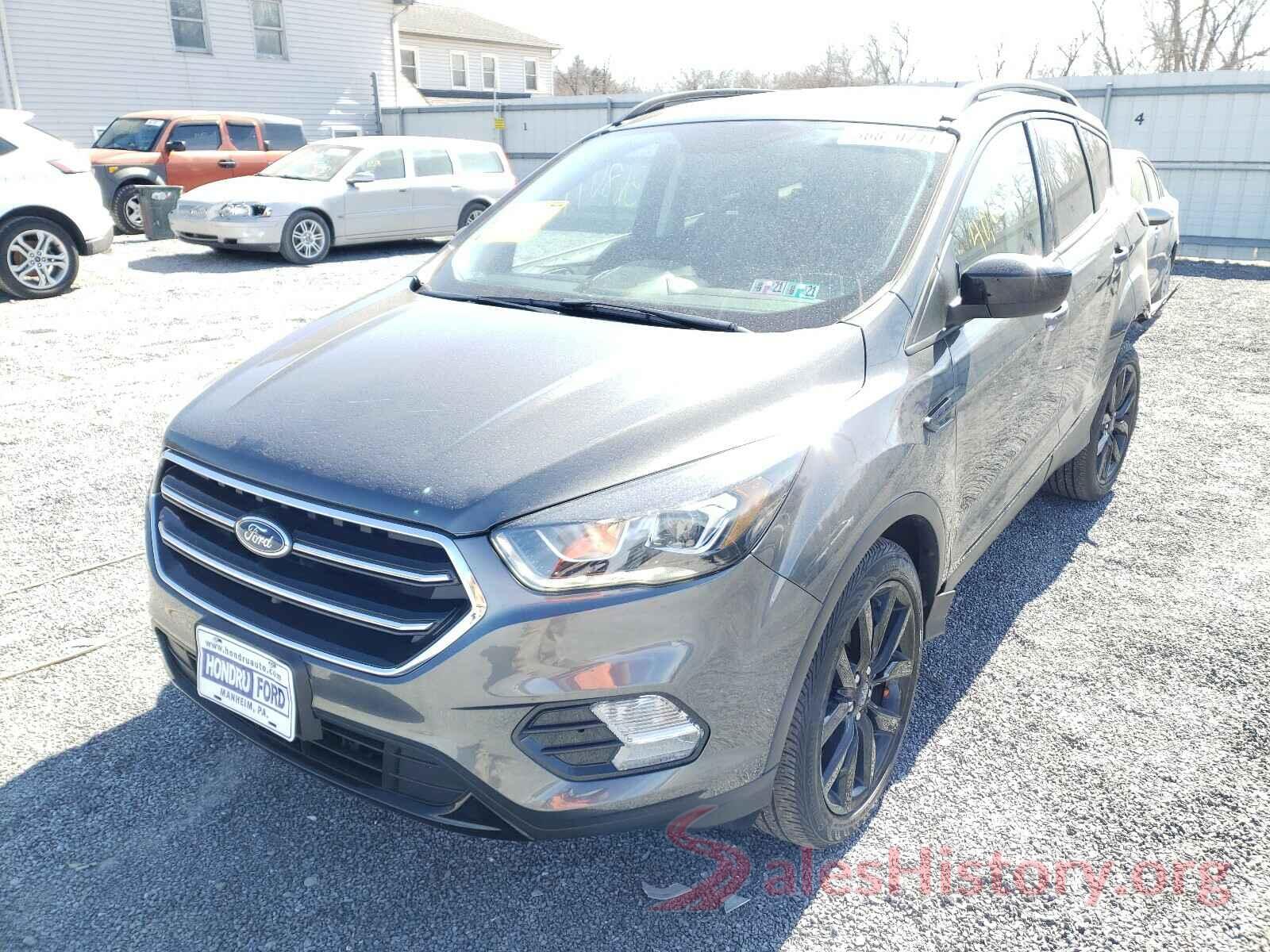 1FMCU9GD0HUC60882 2017 FORD ESCAPE