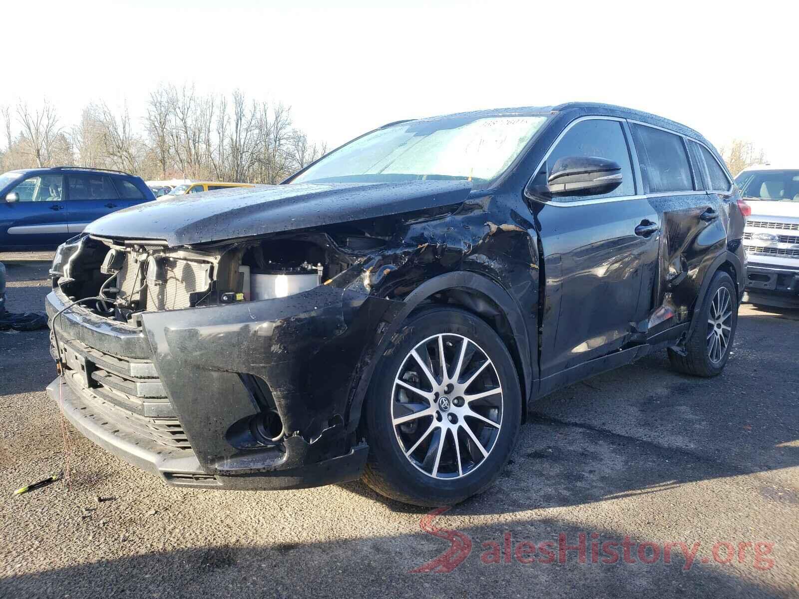 5TDJZRFH2JS558216 2018 TOYOTA HIGHLANDER