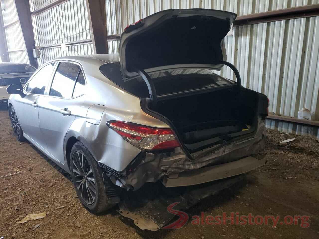 4T1B11HK6JU590048 2018 TOYOTA CAMRY