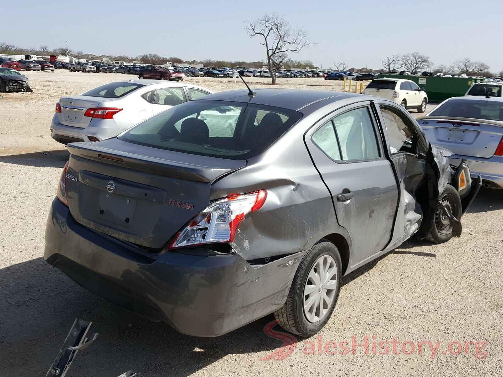 3N1CN7AP5JL838115 2018 NISSAN VERSA