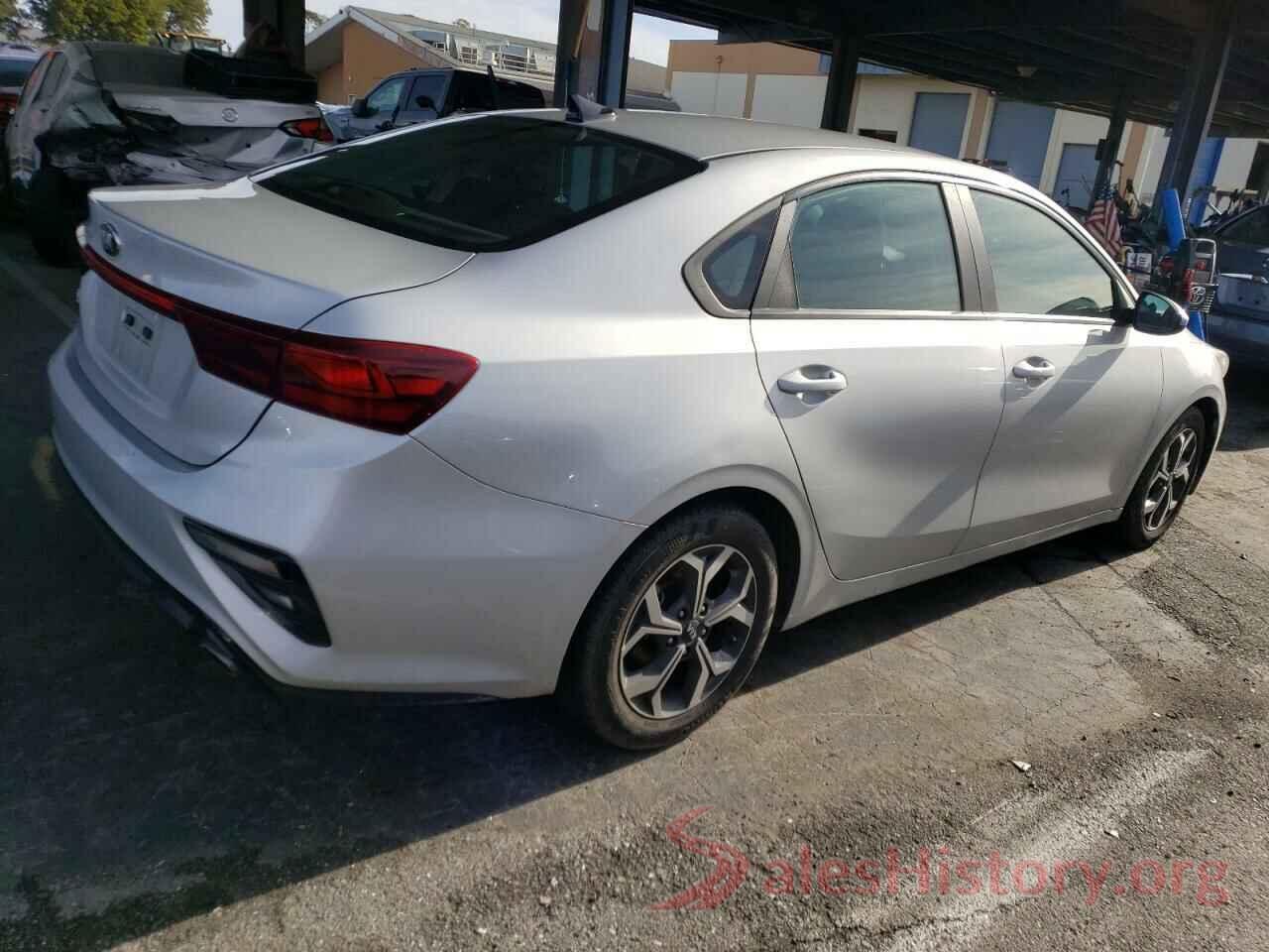 3KPF24AD9ME305037 2021 KIA FORTE