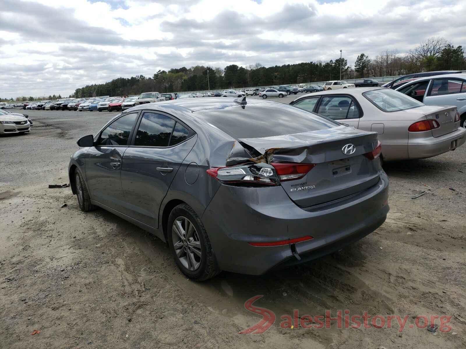 5NPD84LF1JH352901 2018 HYUNDAI ELANTRA