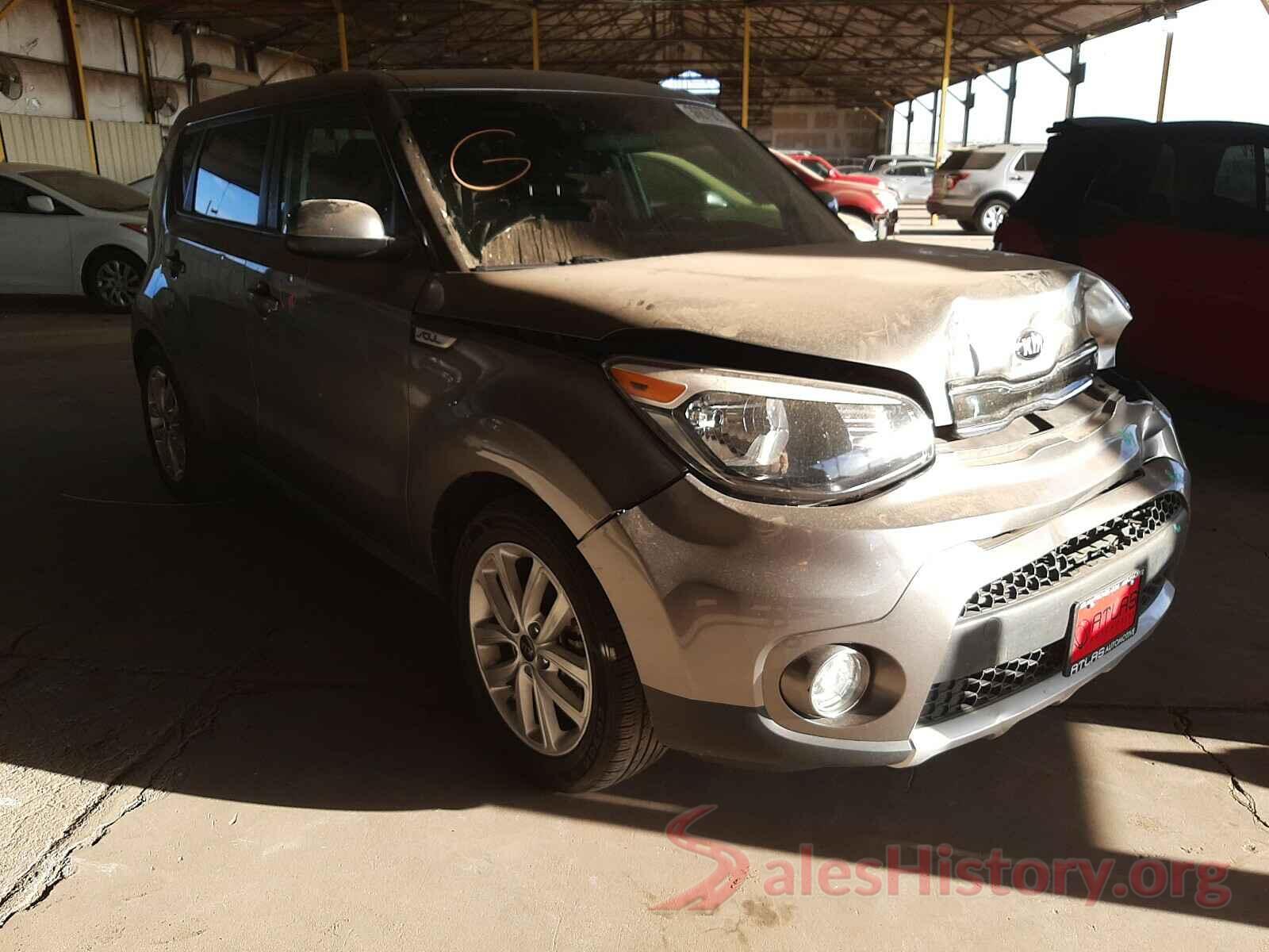 KNDJP3A58J7595197 2018 KIA SOUL