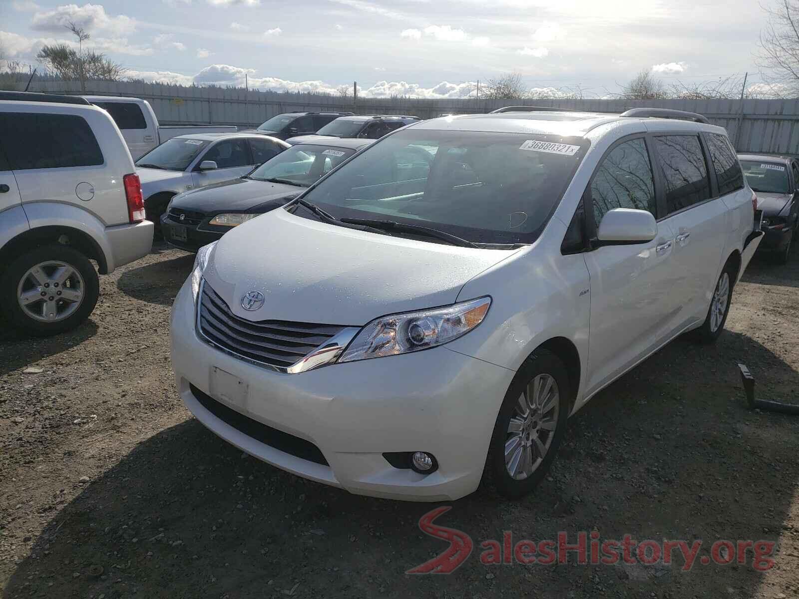 5TDDZ3DC8HS150718 2017 TOYOTA SIENNA