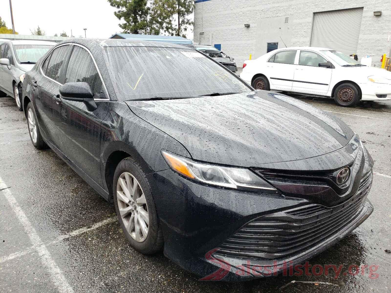 JTNB11HK0J3014672 2018 TOYOTA CAMRY