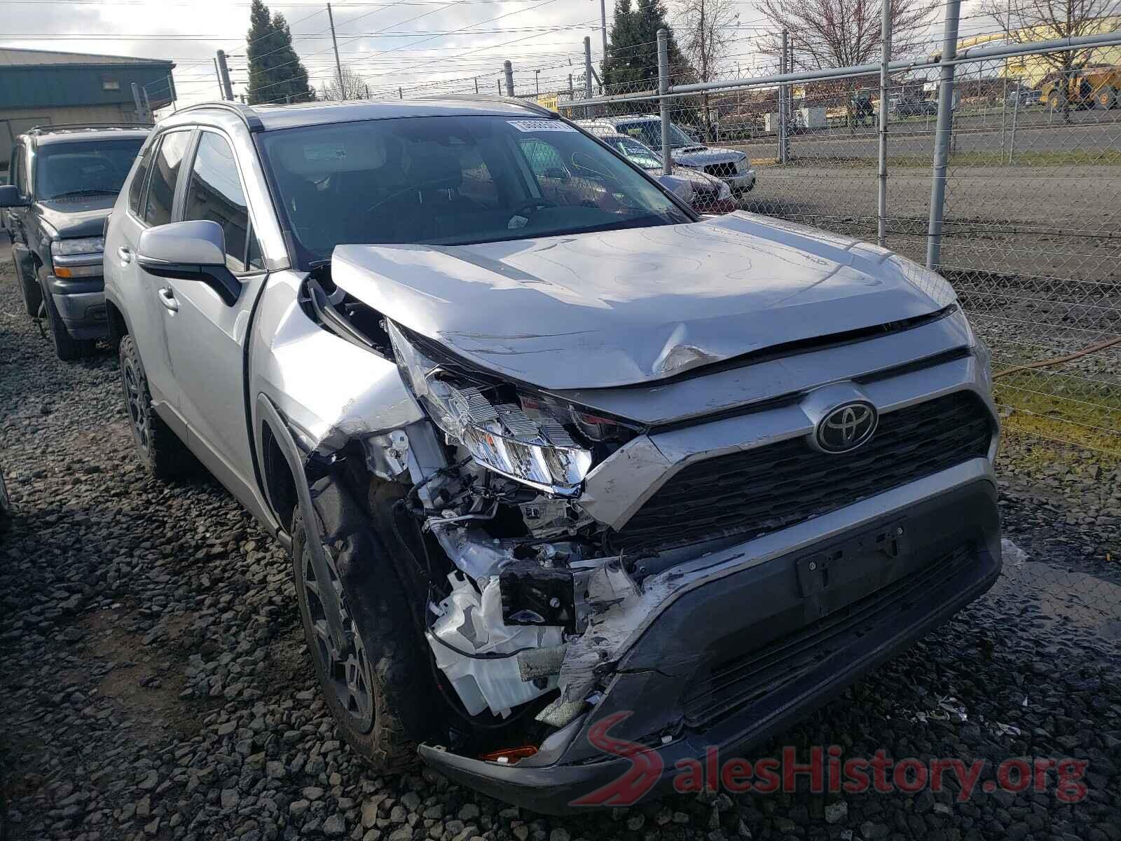 2T3A1RFV9KC029392 2019 TOYOTA RAV4