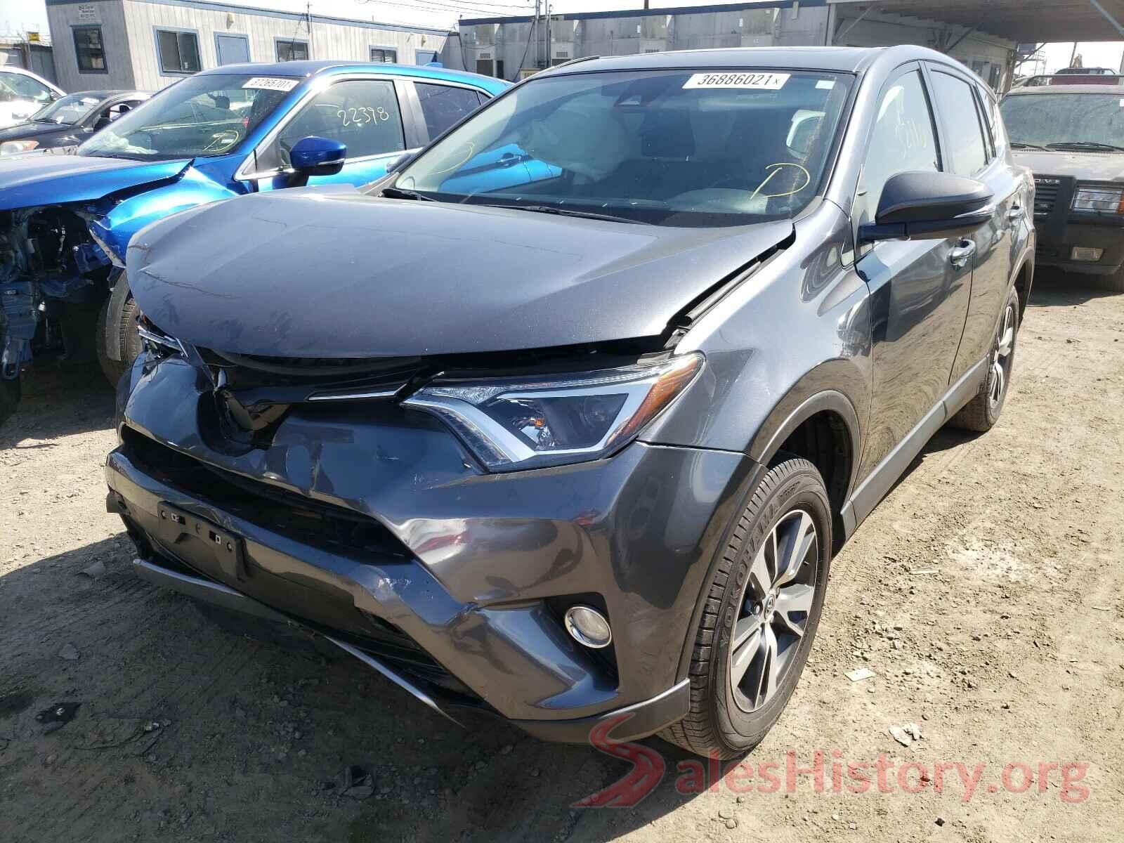 JTMWFREV1JD126167 2018 TOYOTA RAV4