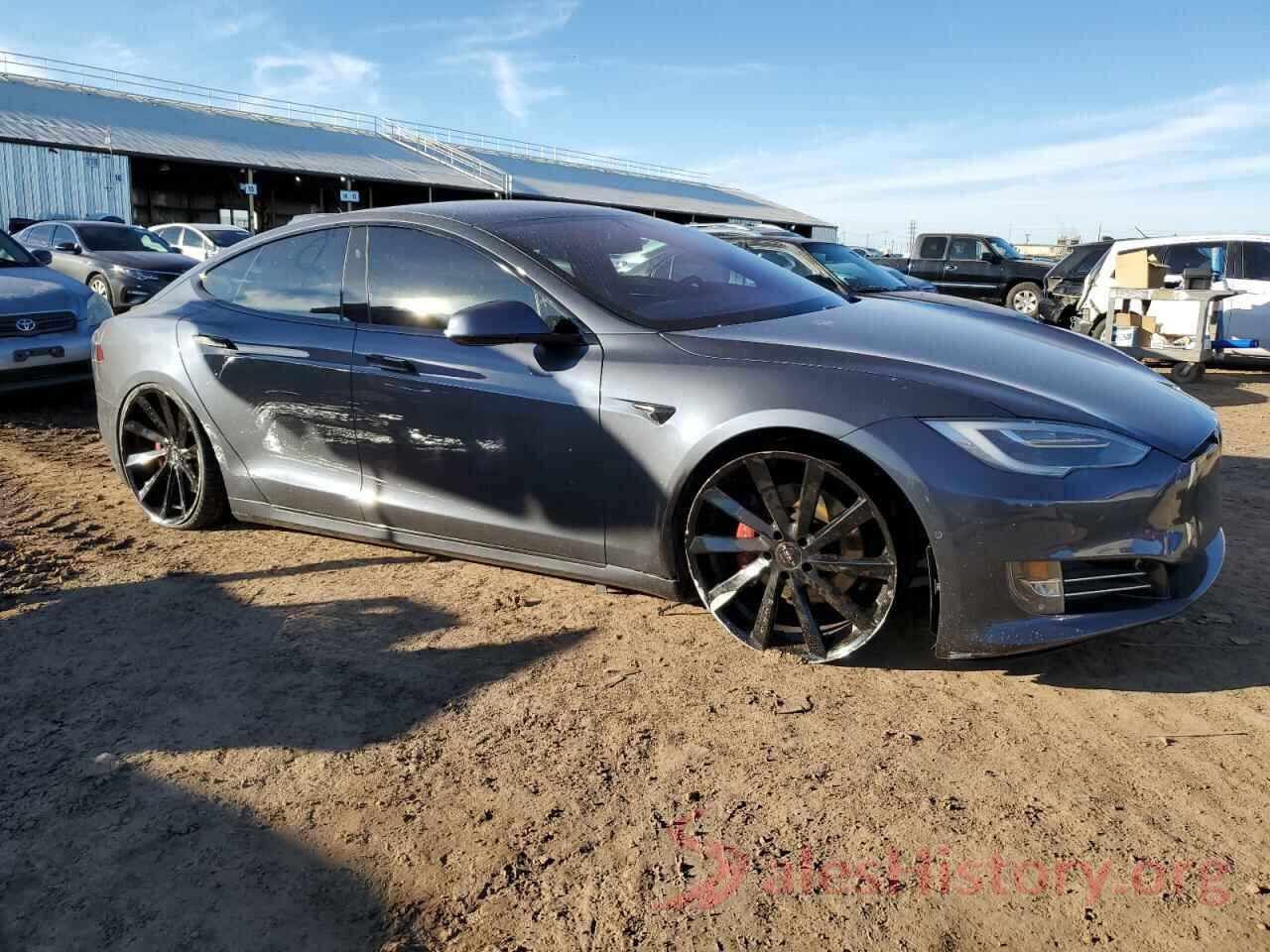 5YJSA1E41JF257727 2018 TESLA MODEL S